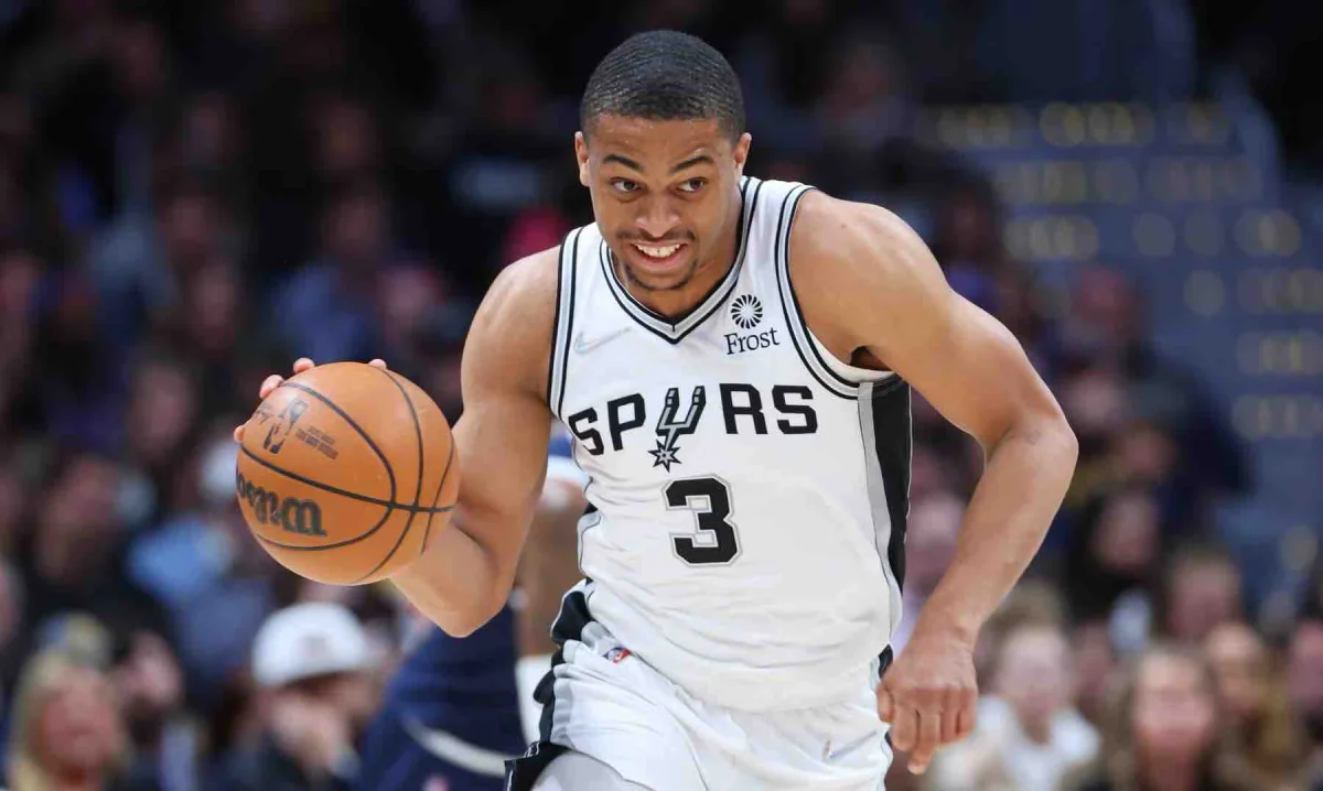 NBA'de Yılın En İyi 6. Adam Ödülü Keldon Johnson'ın oldu