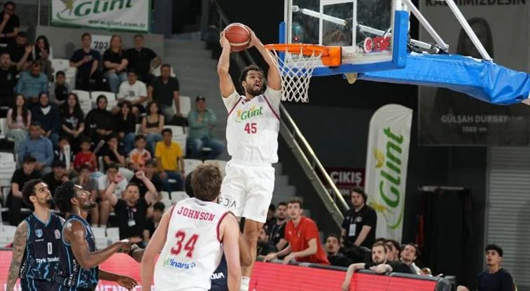 Manisa Basket uzatmada Türk Telekom'u geçti