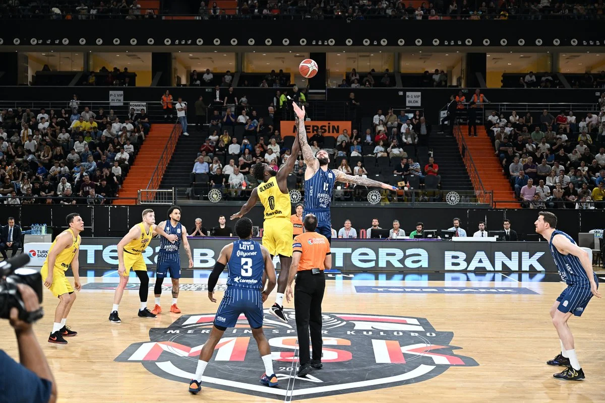 Anadolu Efes son saniyede...