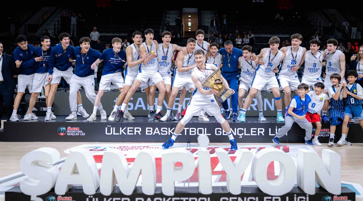 Basketbol Gençler Ligi'nde şampiyon Anadolu Efes