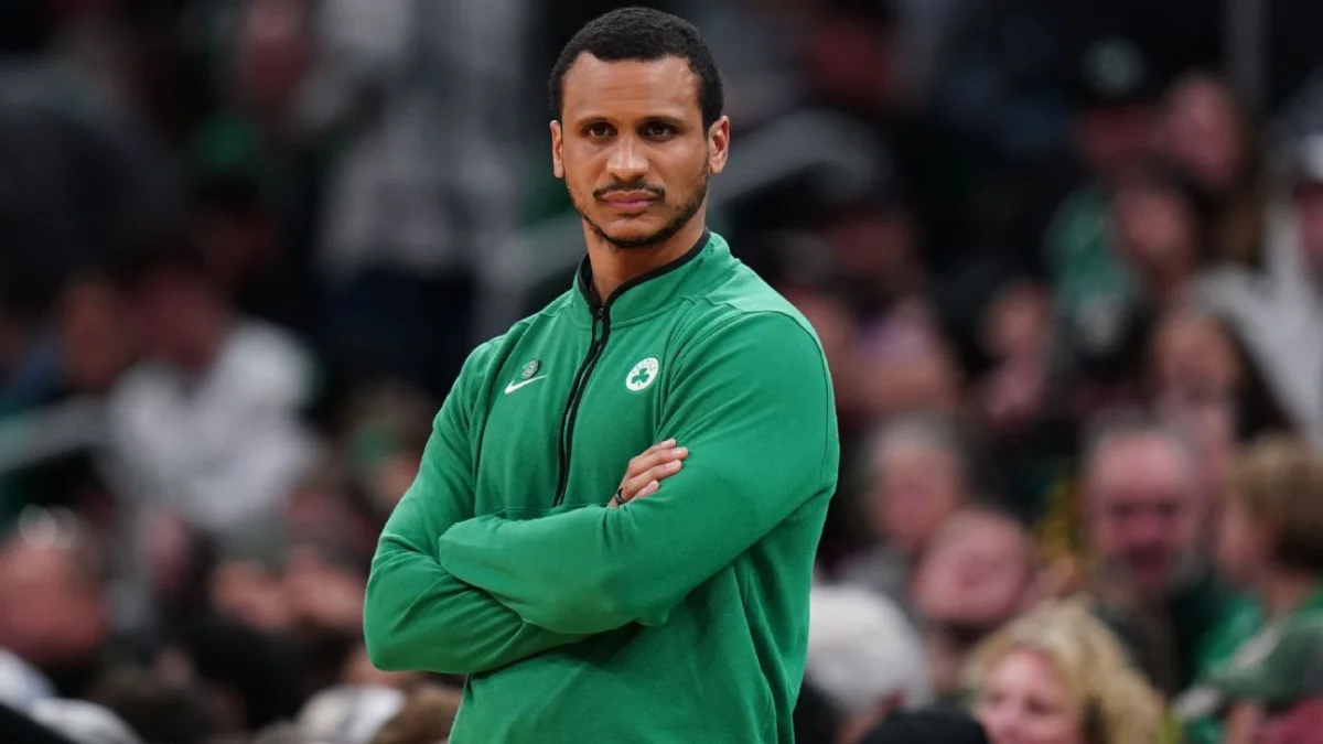 NBA'de Yılın Başantrenörü Joe Mazzulla