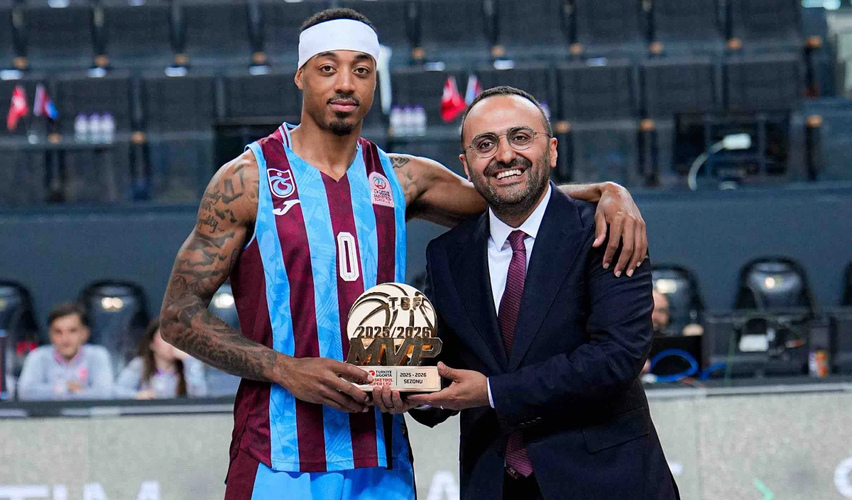 Normal sezonun MVP'si Marcquise Reed
