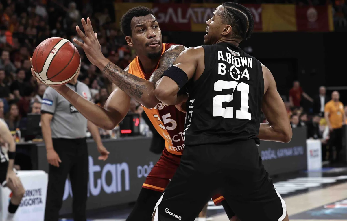Galatasaray seriyi son maça taşıdı