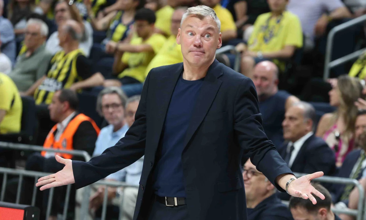 Jasikevicius: Rotasyonu daralttığımız zaman maçı çevirdiğimizi gördük