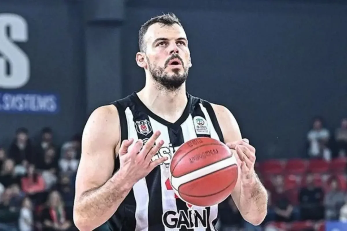 Ante Zizic ameliyat olacak