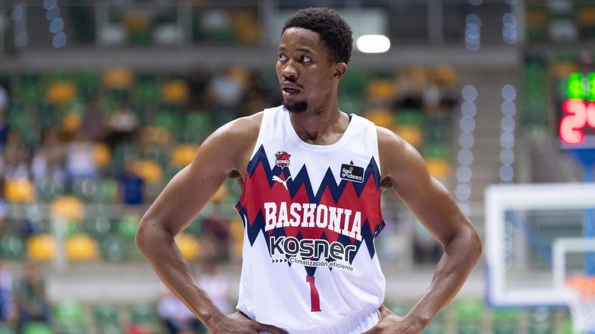 Dubai Basketball'dan transfer