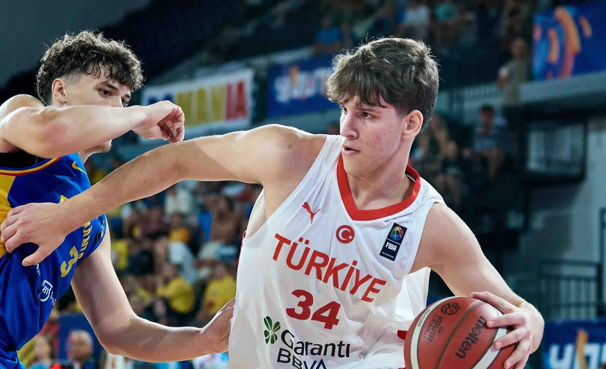 Romanya'ya kaybeden Yıldız Millilerimiz klasmana kaldı