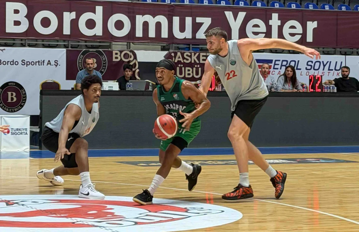 Bursaspor, Körfez Basket'i farklı mağlup etti