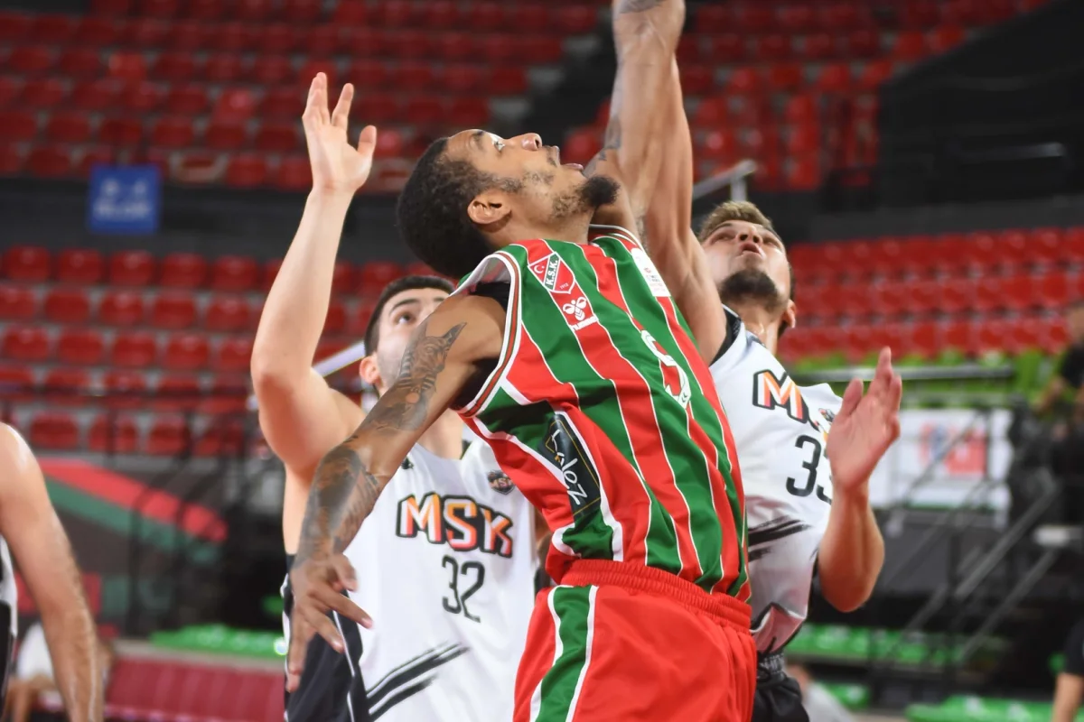 Mersin Spor, Karşıyaka'yı yendi