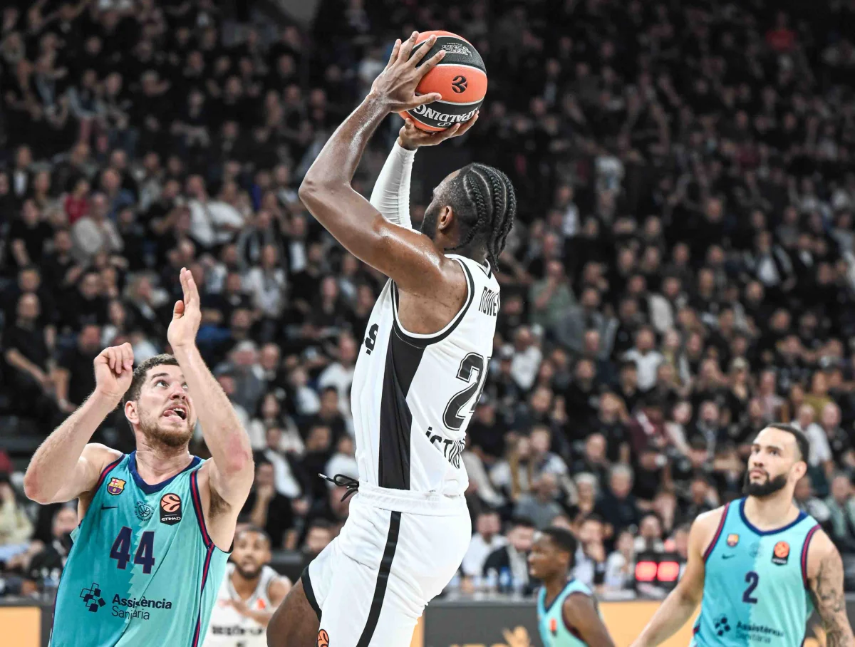 Beşiktaş, evinde Barcelona'ya direnemedi