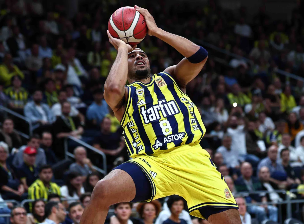 Fenerbahçe zorlu Atina deplasmanında