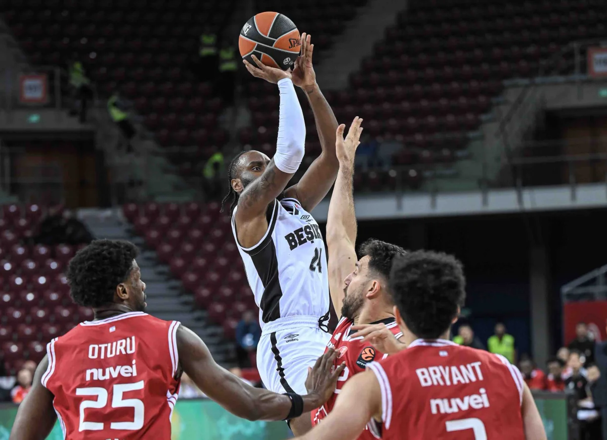 Beşiktaş, Hapoel Tel Aviv'e deplasmanda mağlup oldu