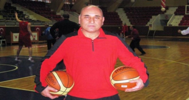 İsmail Beleş:'' İlk hedefimiz play-off''