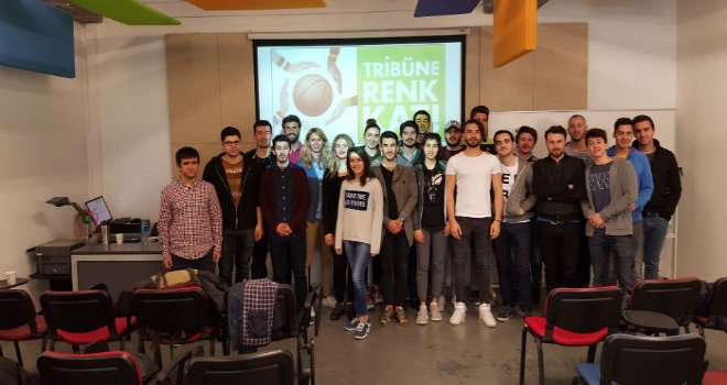 İstanbul Bilgi Üniversitesi'nde ?Tribüne Renk Kat? Tanıtımı