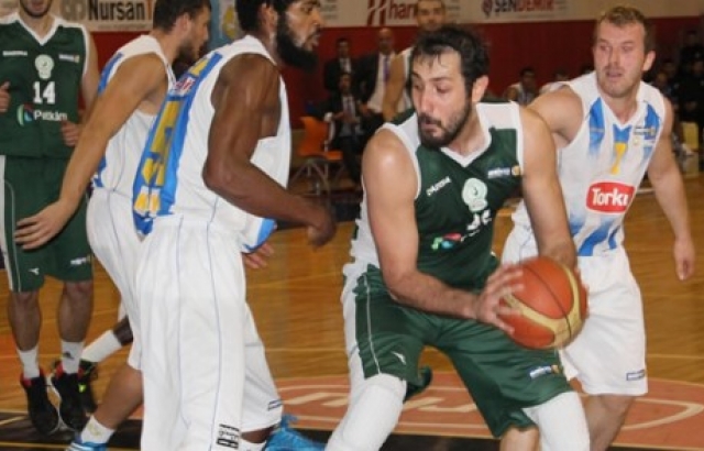 İstanbul Büyükşehir Belediye'den iki transfer