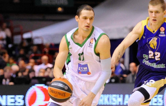 İstanbul Büyükşehir'de ayrılık