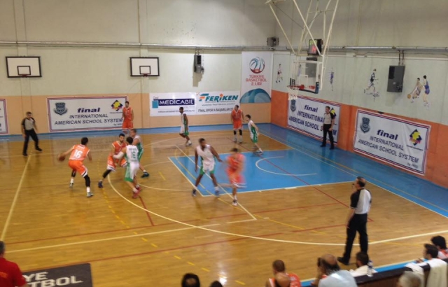 İstanbul DSİ Adanaspor'u geçti...