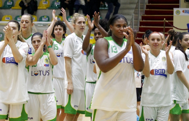 İstanbul Üniversitesi evinde kazandı