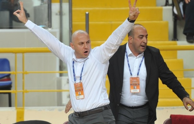 İSTANBULSPOR, SALMAN İLE DEVAM EDİYOR