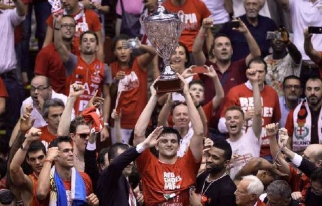 İTALYA'DA MİLANO ŞAMPİYON