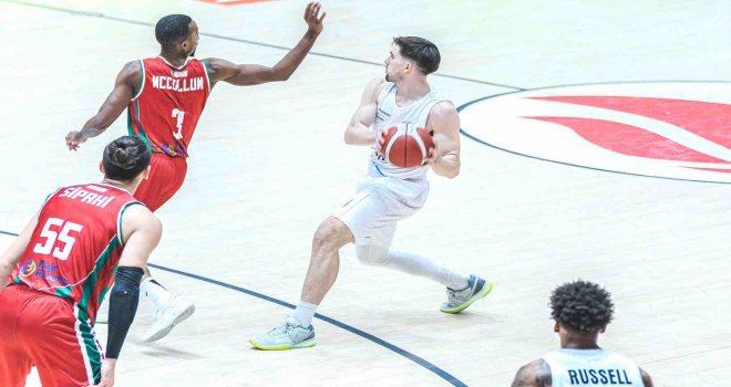 İzmir derbisinde kazanan Aliağa Petkimspor