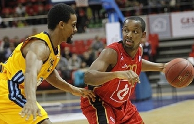 Jonathan Tabu Alba Berlin'de