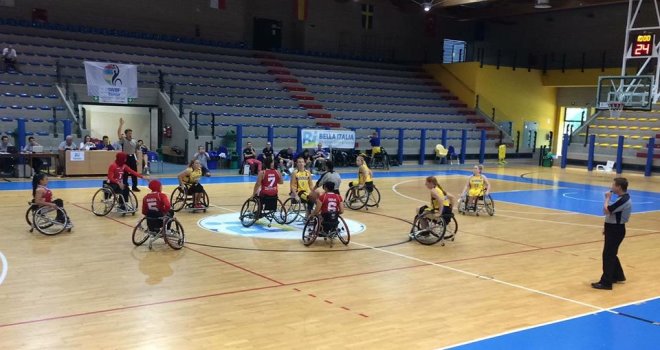 Kadın Millilerimiz galibiyetle başladı