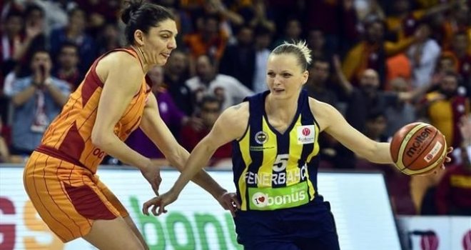 Kadınlar Euroleague'de dev derbi!..