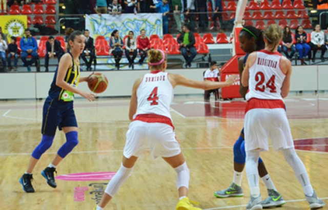 Kadınlar Euroleague'de temsilcilerimiz sahada