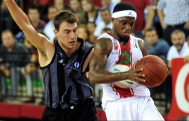 Kaf Kaf, Paok deplasmanında