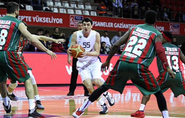 Kaf Kaf'ı deviren Fenerbahçe Ülker finalde