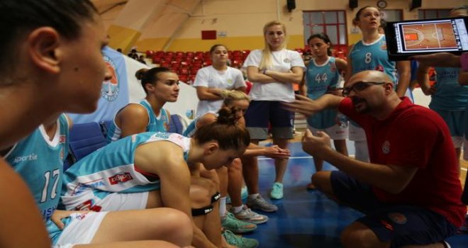 Kamile attı Adana ASKİ kazandı