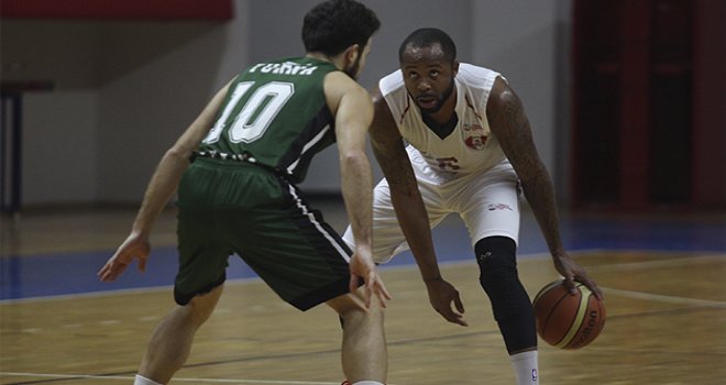 Karesi Spor'un ilk yabancısı tanıdık...