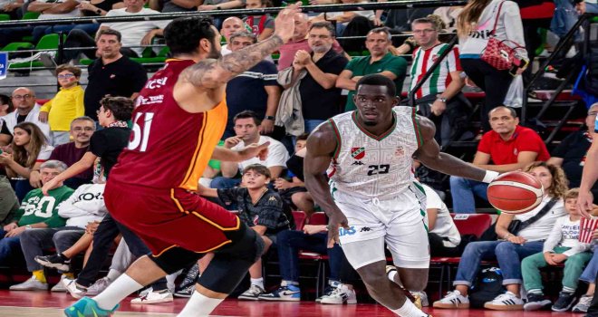 Karşıyaka, Galatasaray'a şans tanımadı