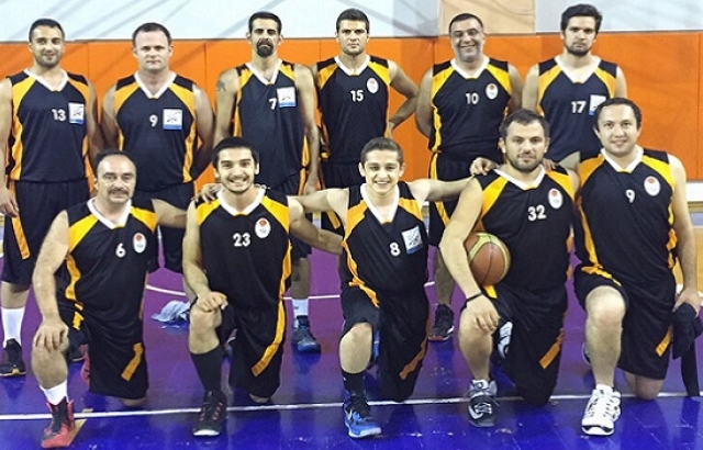 Karşıyaka Starları final grubuna kaldı...