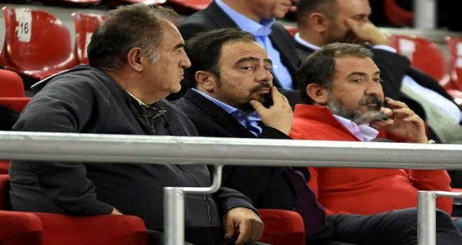 Karşıyaka'da basketbol, başkan Altuğ'a bağlandı...