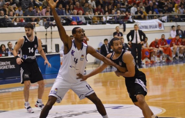 Kartal Ankara'da kanatlandı