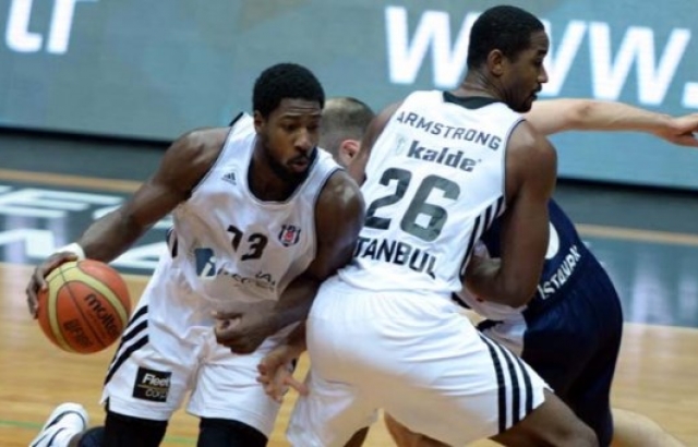 Kartal evinde havalandı