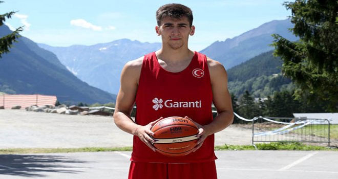 Kenan Sipahi: Dinamik ve çok enerjik bir milli takım olacağını düşünüyorum