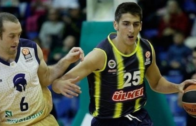 Kenan Sipahi yabancı kuralını eleştirdi