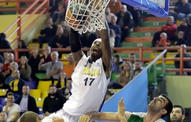 KENNY GABRIEL PINAR KARŞIYAKA'DA