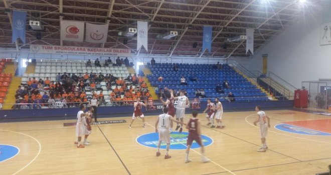 Kepez, İ.T.Ü'ye sert ''100''ünü gösterdi