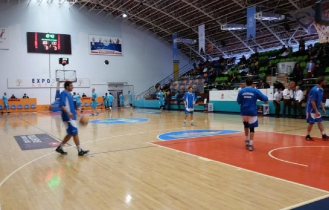 Kepez'i eleyen Zirve Üniversitesi finallerde