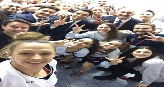 Kıran kırana mücadelenin galibi Yakın Doğu Üniversitesi