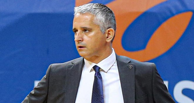 Kokoskov: EuroLeague?de en iyi basketbolu oynayan ekiplerden biriyle karşılaşacağız