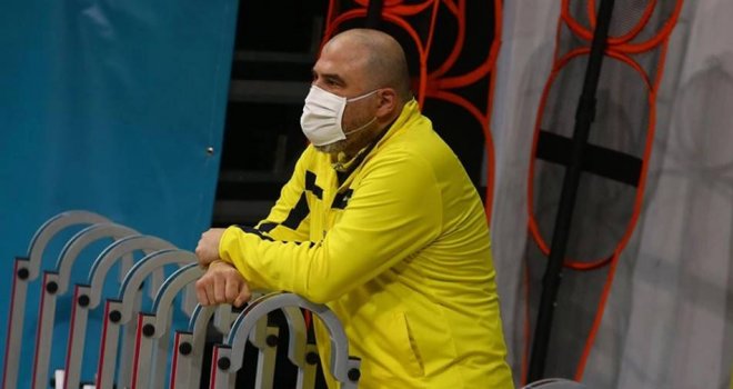 Komsuoğlu: Türkiye liginde sadece genç oyuncuları oynatırız