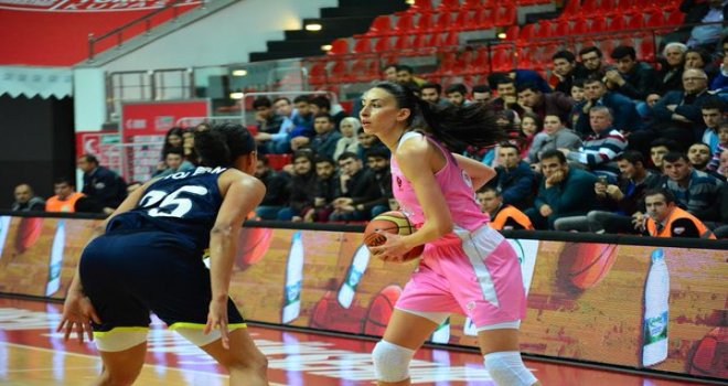 Kupada ilk finalist Fenerbahçe