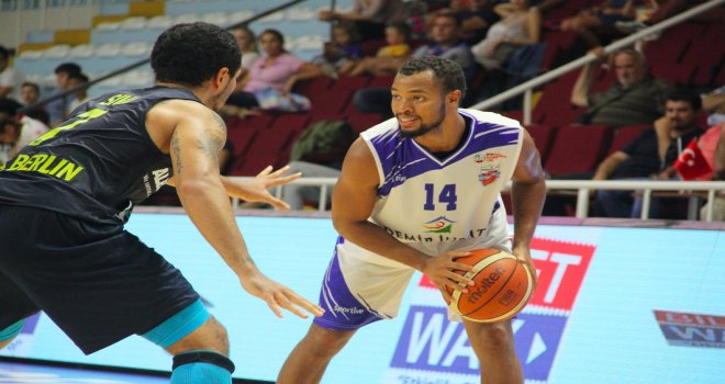 Lake Cup'ta şampiyon Alba Berlin'i geçen Demir İnşaat Büyükçekmece