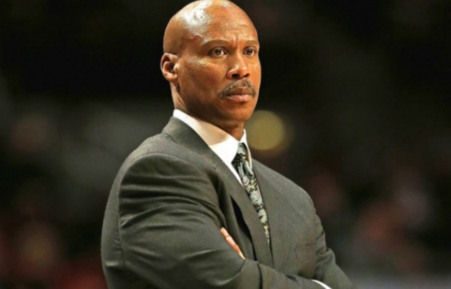 Lakers antrenörünü buldu