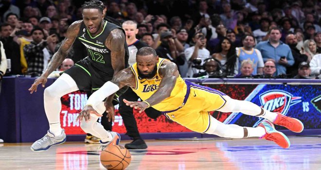 Lakers ve Hawks Play-Off'ta